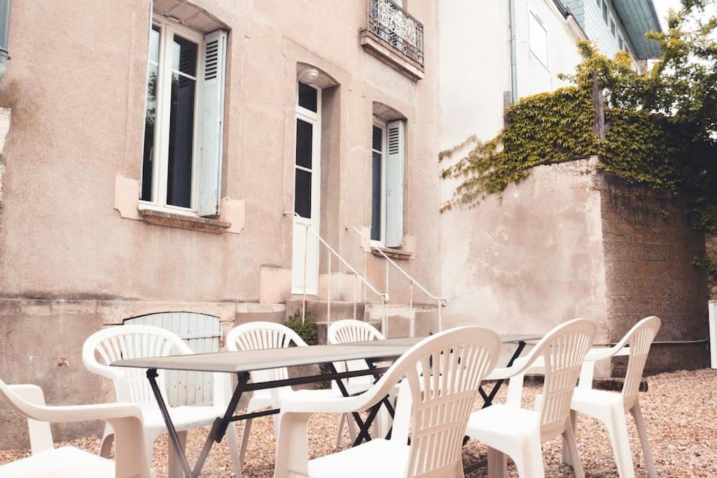 L'Etape - La Maison Des Amis Tours Exterior photo
